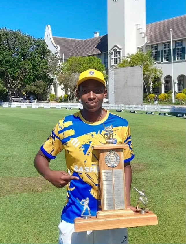 Likhona Gcora, senior coach